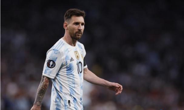 2026款劳斯莱斯库里南亮相，850N・m扭矩+轻混动，V12也能优雅兼